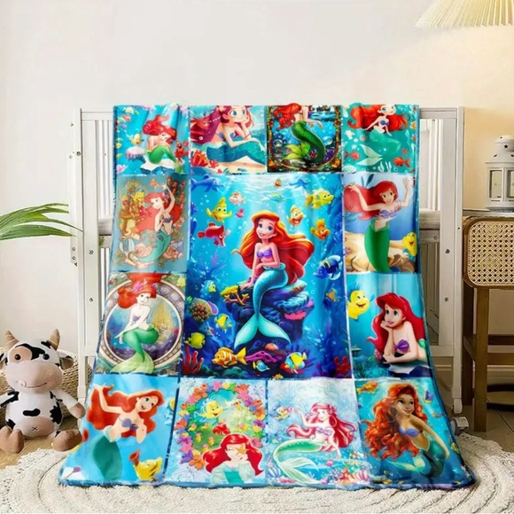 NIB Little Mermaid Fleece Blanket - Picture 7 of 9